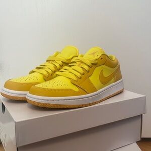 WMNS AIR JORDAN 1 LOW